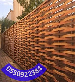 تصاميم أنيقة لسواتر الحديد والخشب في جدة: لمسة عصرية لمنزلك